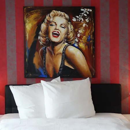 Hotel Stay 3*