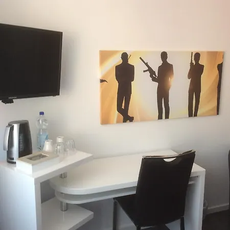 Hotel Stay 3* إسن